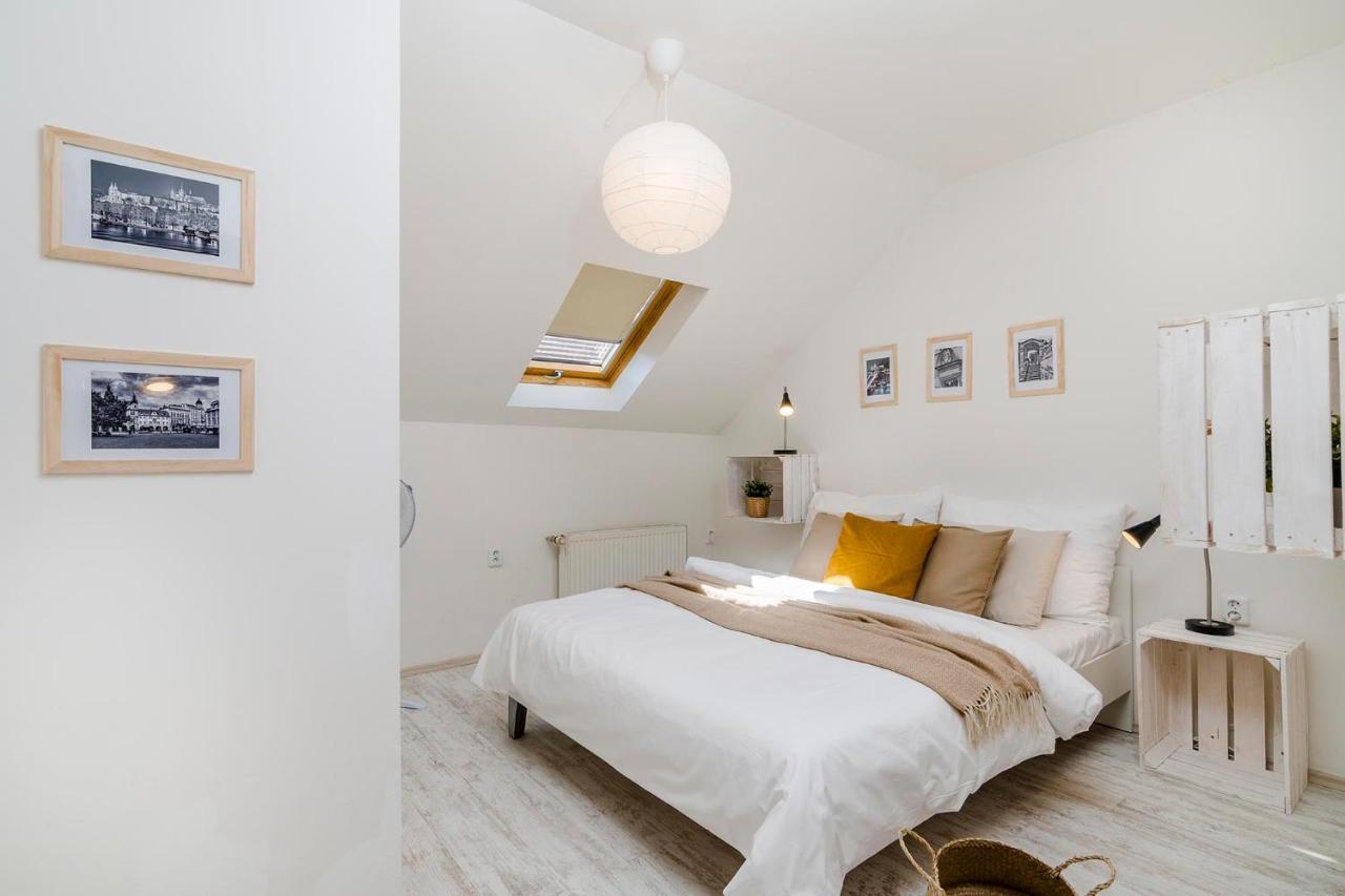 Apts In Old Town Prague By Michal&Friends Екстериор снимка