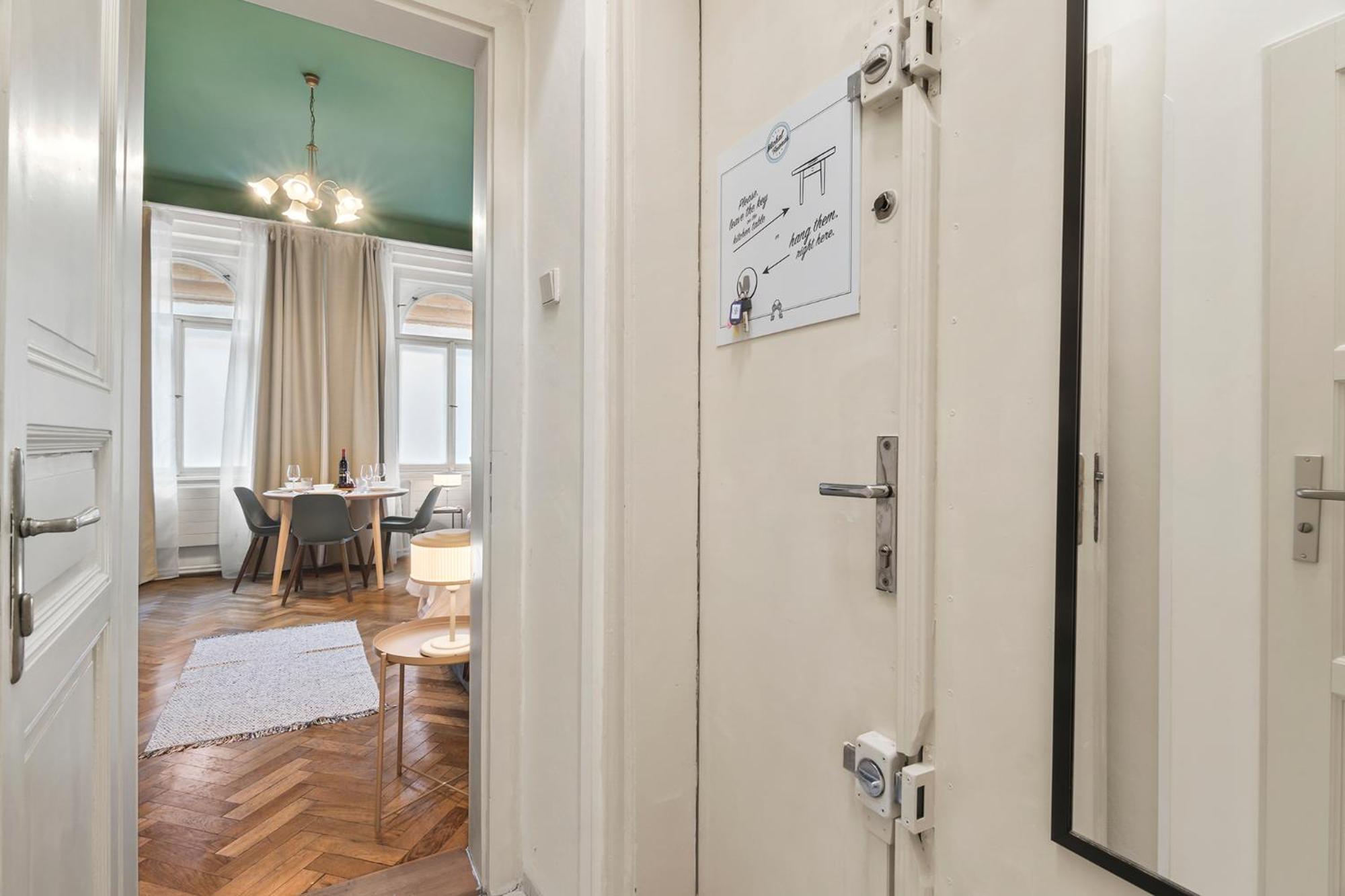 Apts In Old Town Prague By Michal&Friends Екстериор снимка